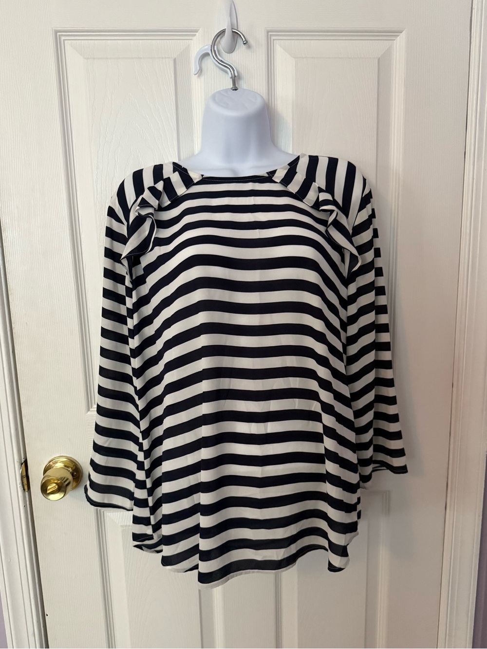 Van Heusen Navy & White Striped Raglan Quarter Sleeve Top